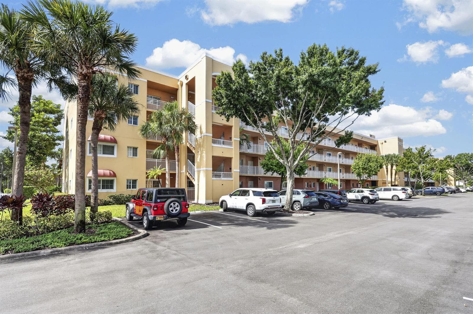 4721 Lucerne Lakes Boulevard E # 711, Lake Worth, FL 33467