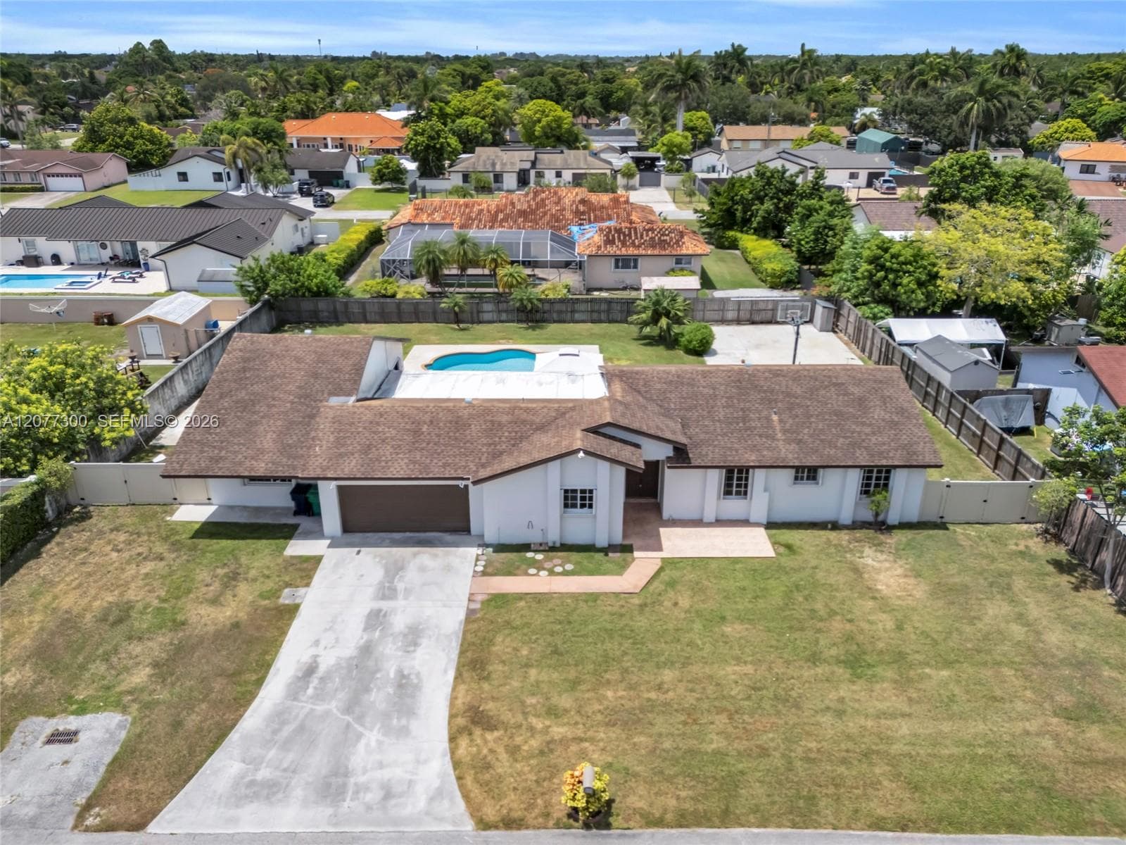 18600 SW 127th Pl, Miami, FL 33177 photo 3