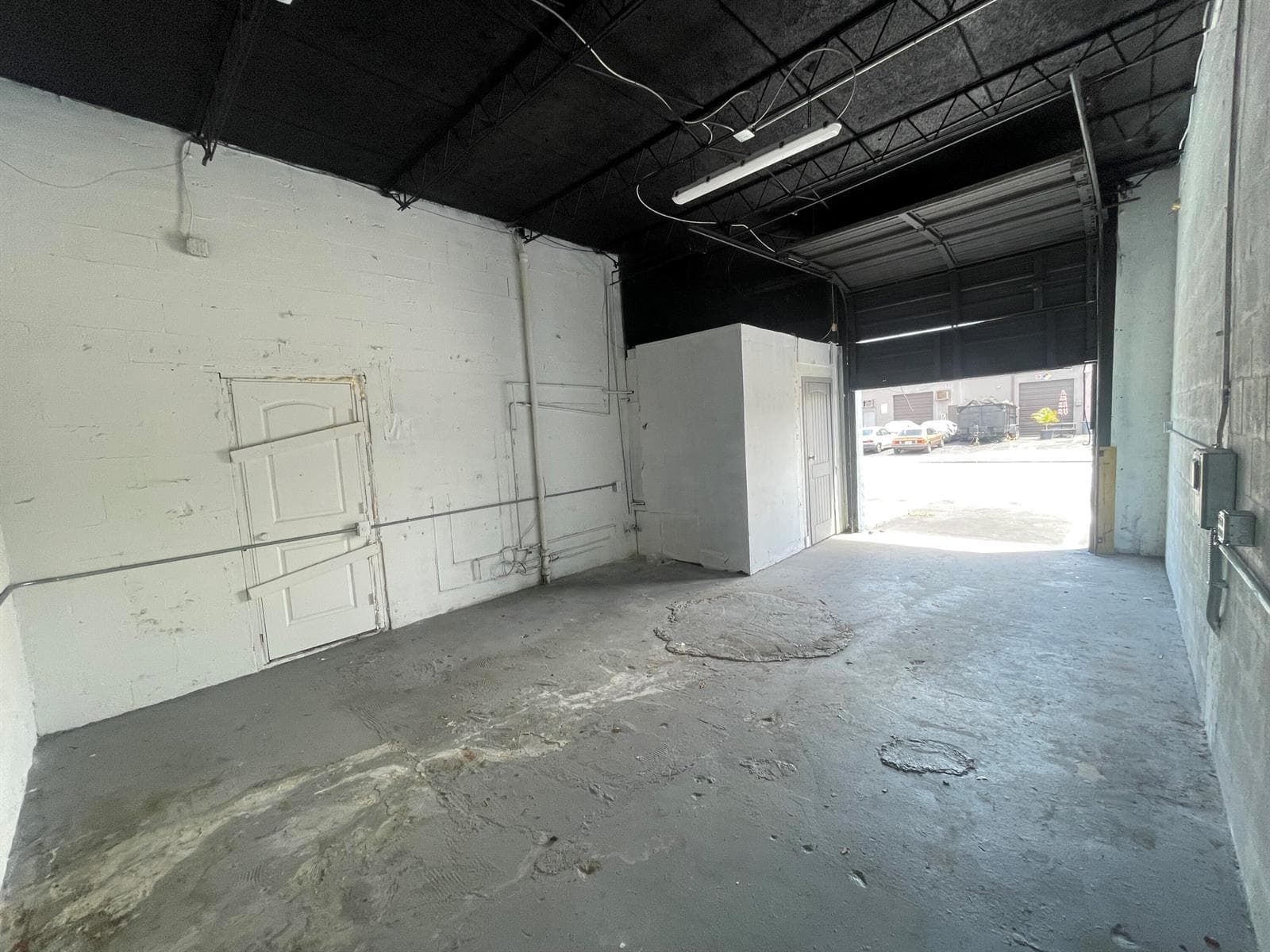823 NW 45TH Street, Oakland Park, FL 33309