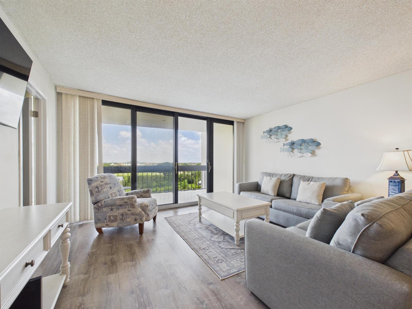 2400 PRESIDENTIAL Way # 704, West Palm Beach, FL 33401