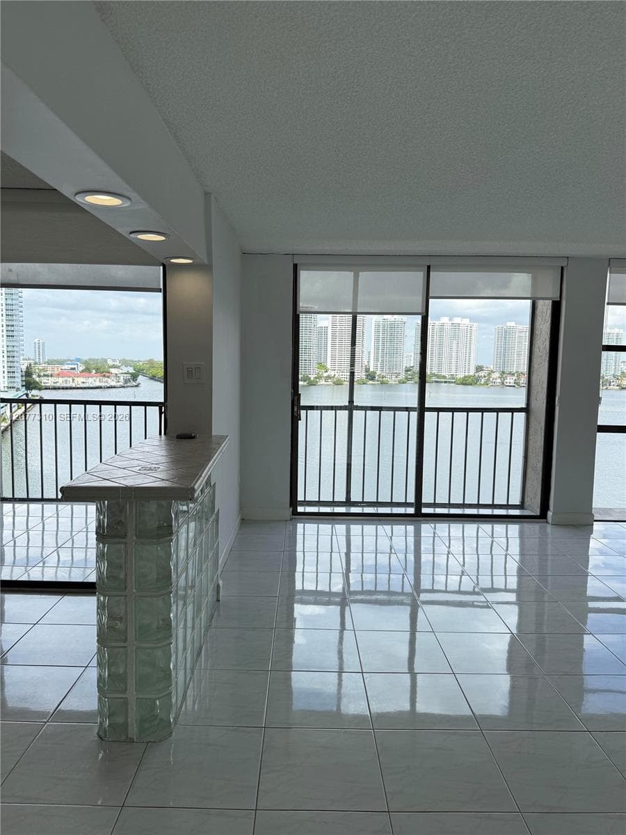 17500 N Bay Rd # S907, Sunny Isles Beach, FL 33160 photo 3