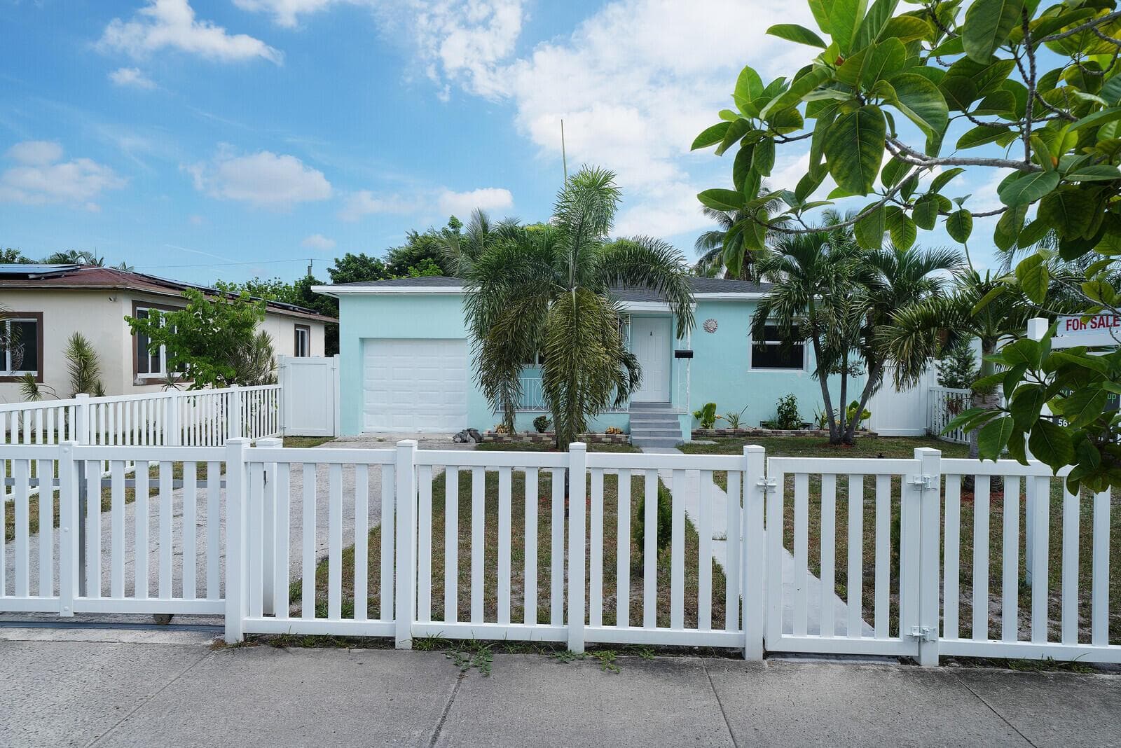 2517 Rodman Street, Hollywood, FL 33020 photo 4