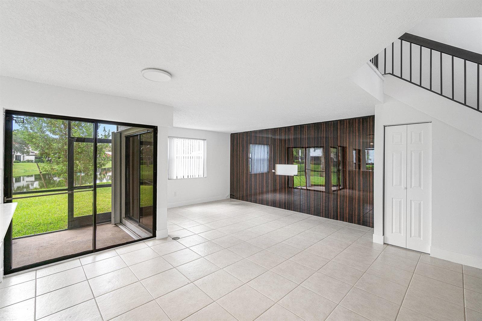439 NW 36TH Avenue, Deerfield Beach, FL 33442 photo 5