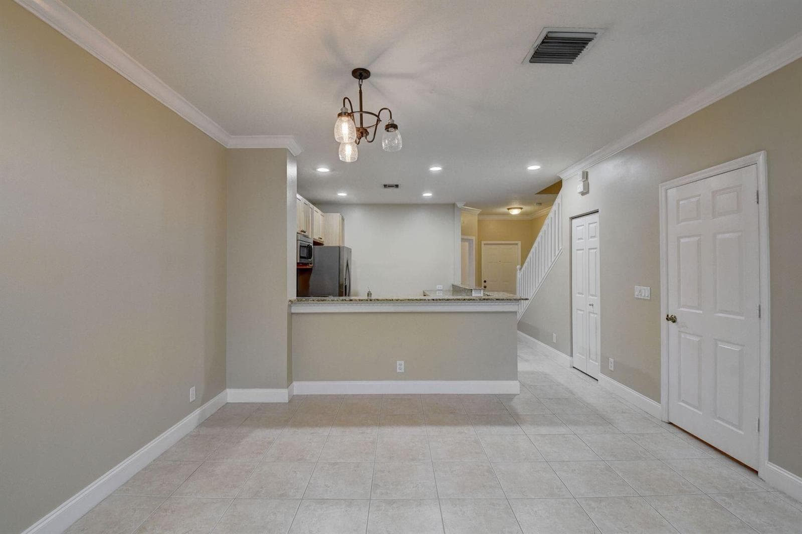 9113 Tremezzo Lane, Boynton Beach, FL 33472 photo 4