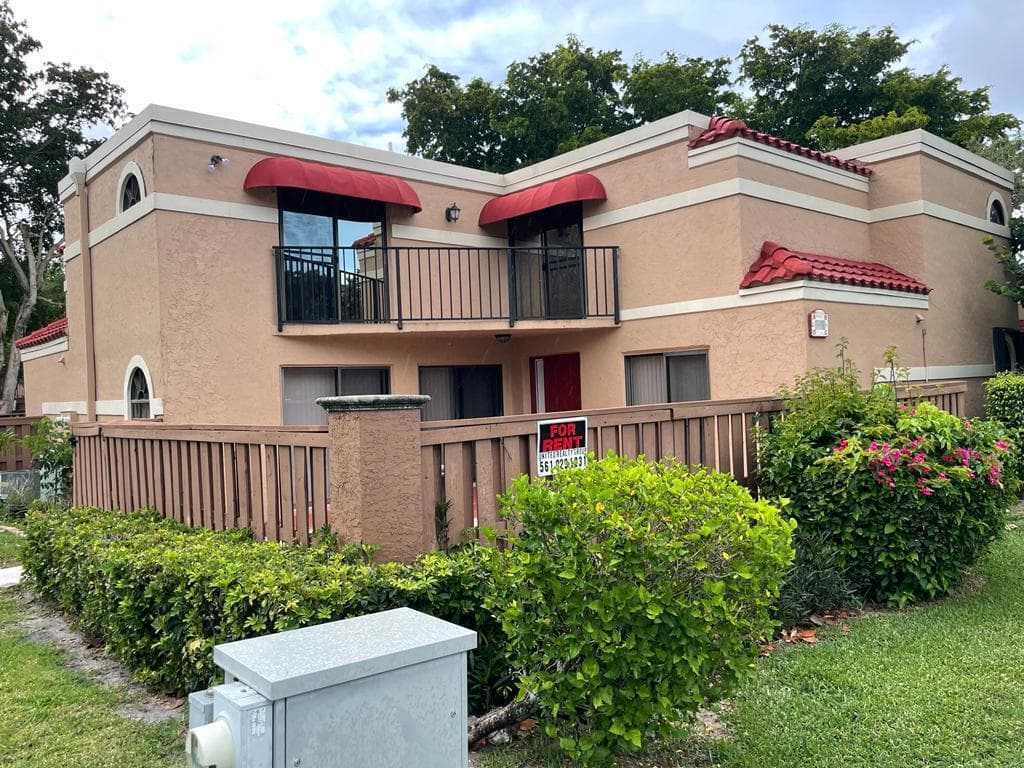 8243 Thames Boulevard # D, Boca Raton, FL 33433 photo 2