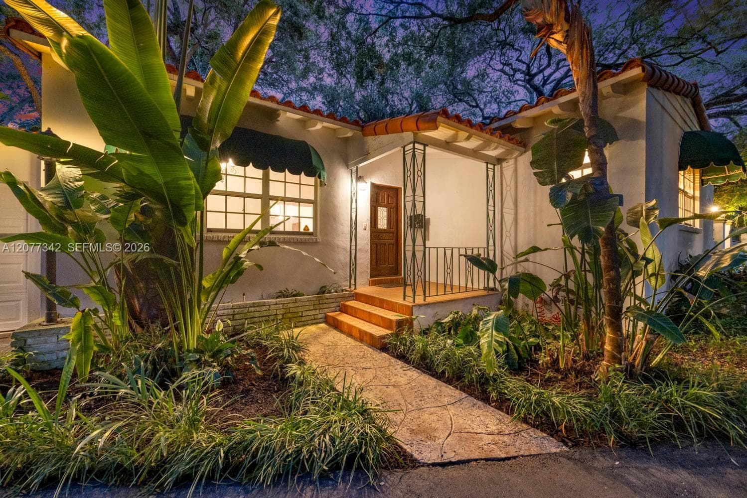 5111 Maggiore St, Coral Gables, FL 33146 photo 2