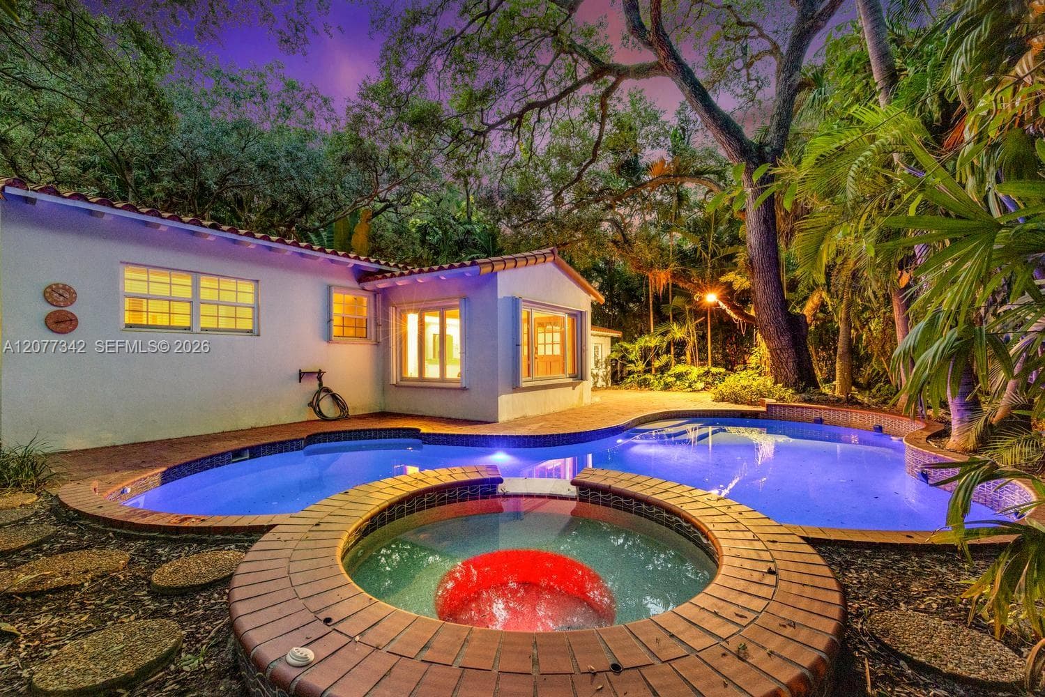 5111 Maggiore St, Coral Gables, FL 33146 photo 3