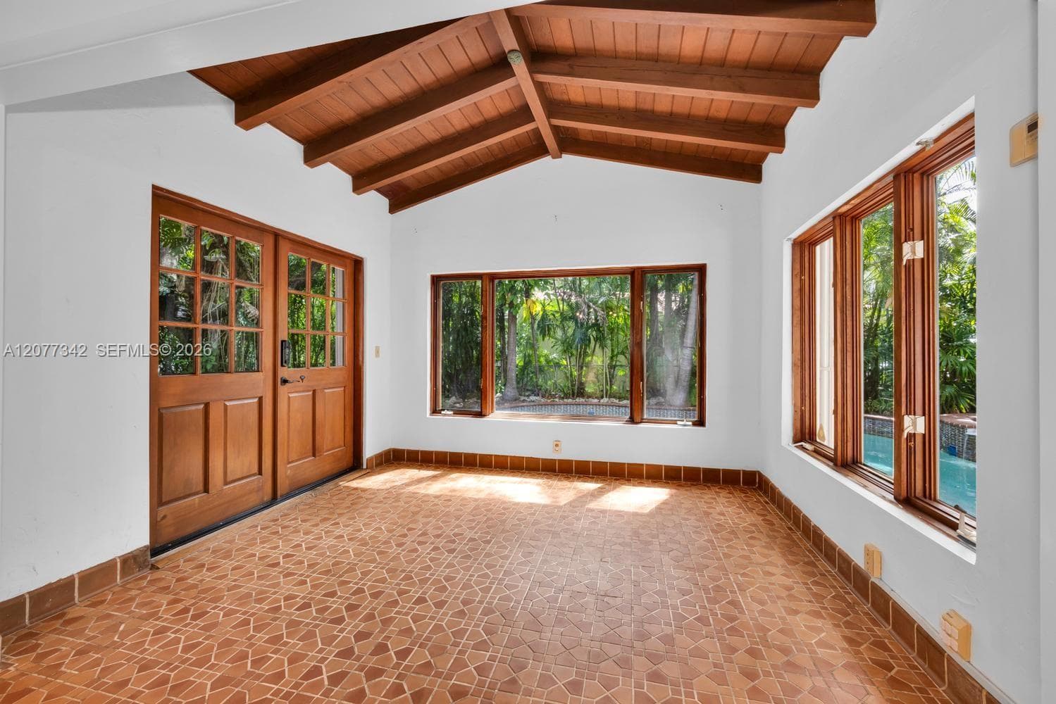 5111 Maggiore St, Coral Gables, FL 33146 photo 4