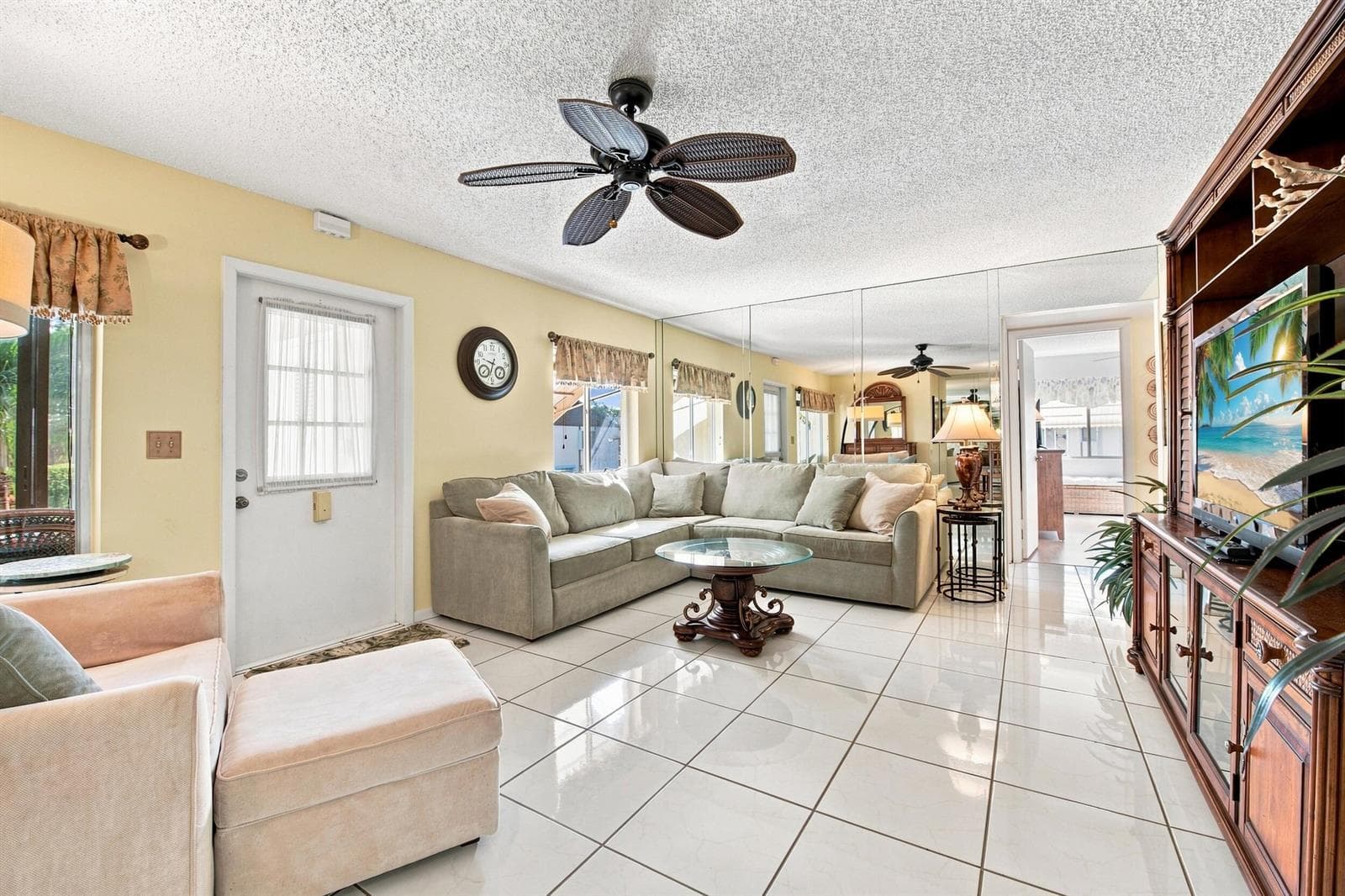 222 Pine Hov Circle # A-2, FL 33463 photo 4