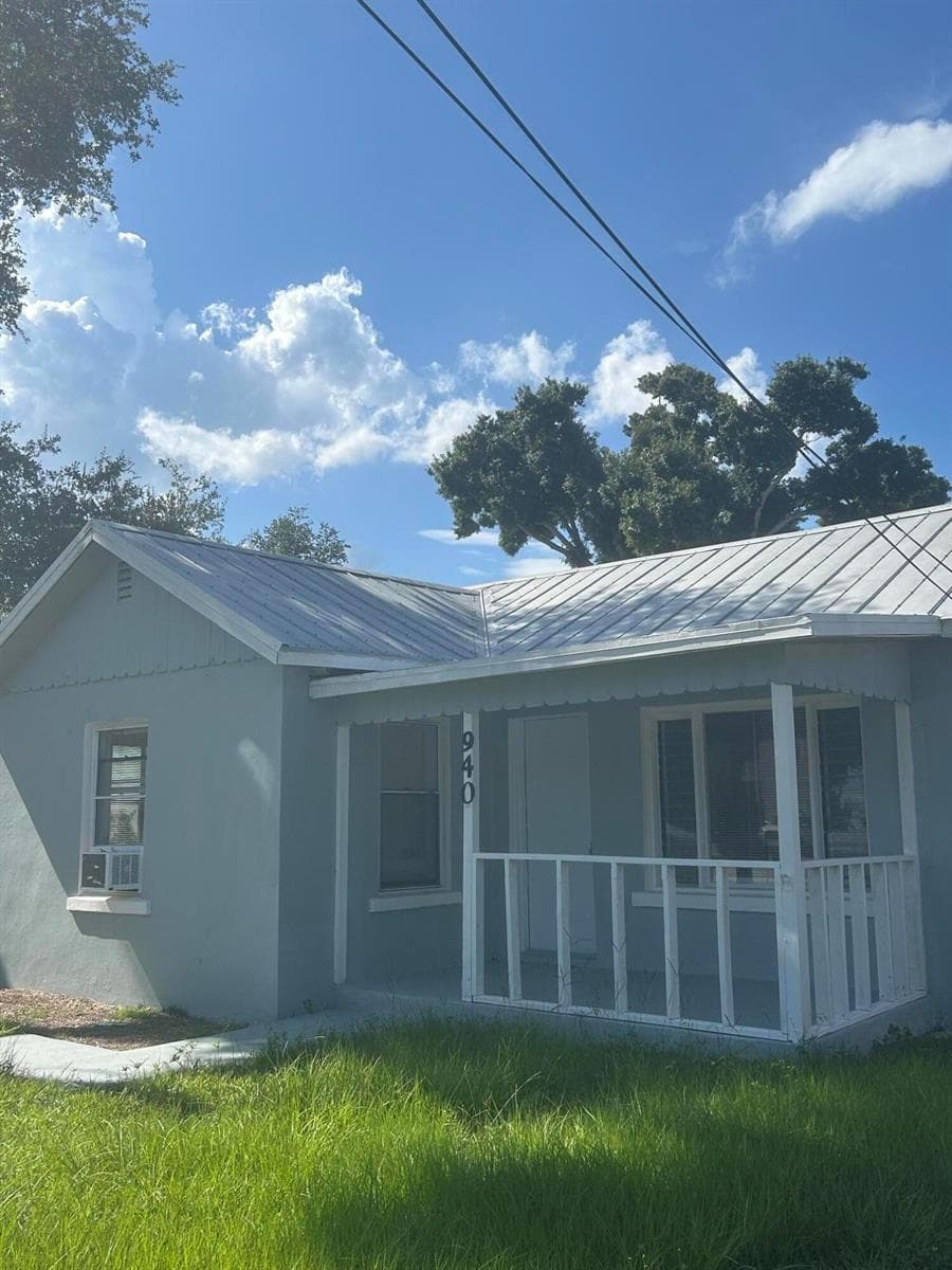940 19TH Street, Vero Beach, FL 32960