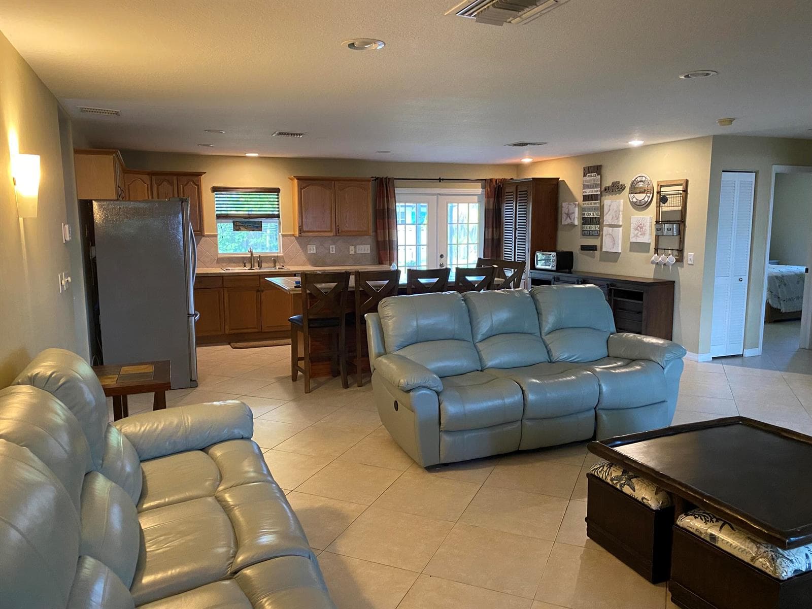 1672 Thumb Point Drive, Fort Pierce, FL 34949 photo 5