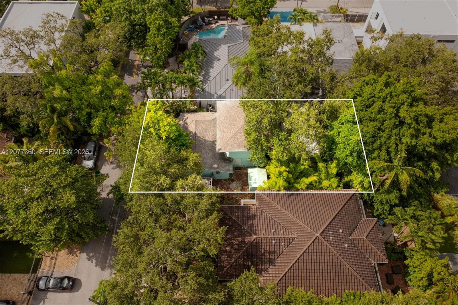 2952 Louise St, Coconut Grove, FL 33133 photo 2
