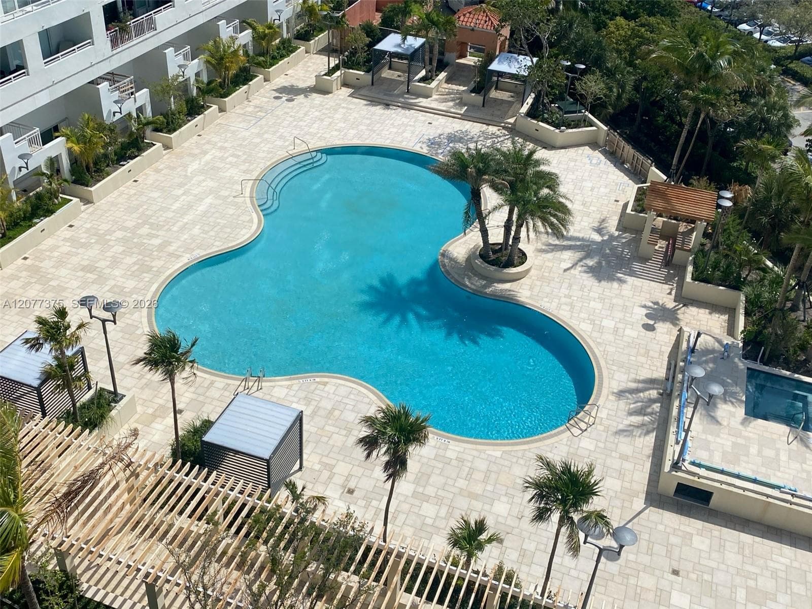 400 S Pointe Dr # 1906, Miami Beach, FL 33139 photo 2