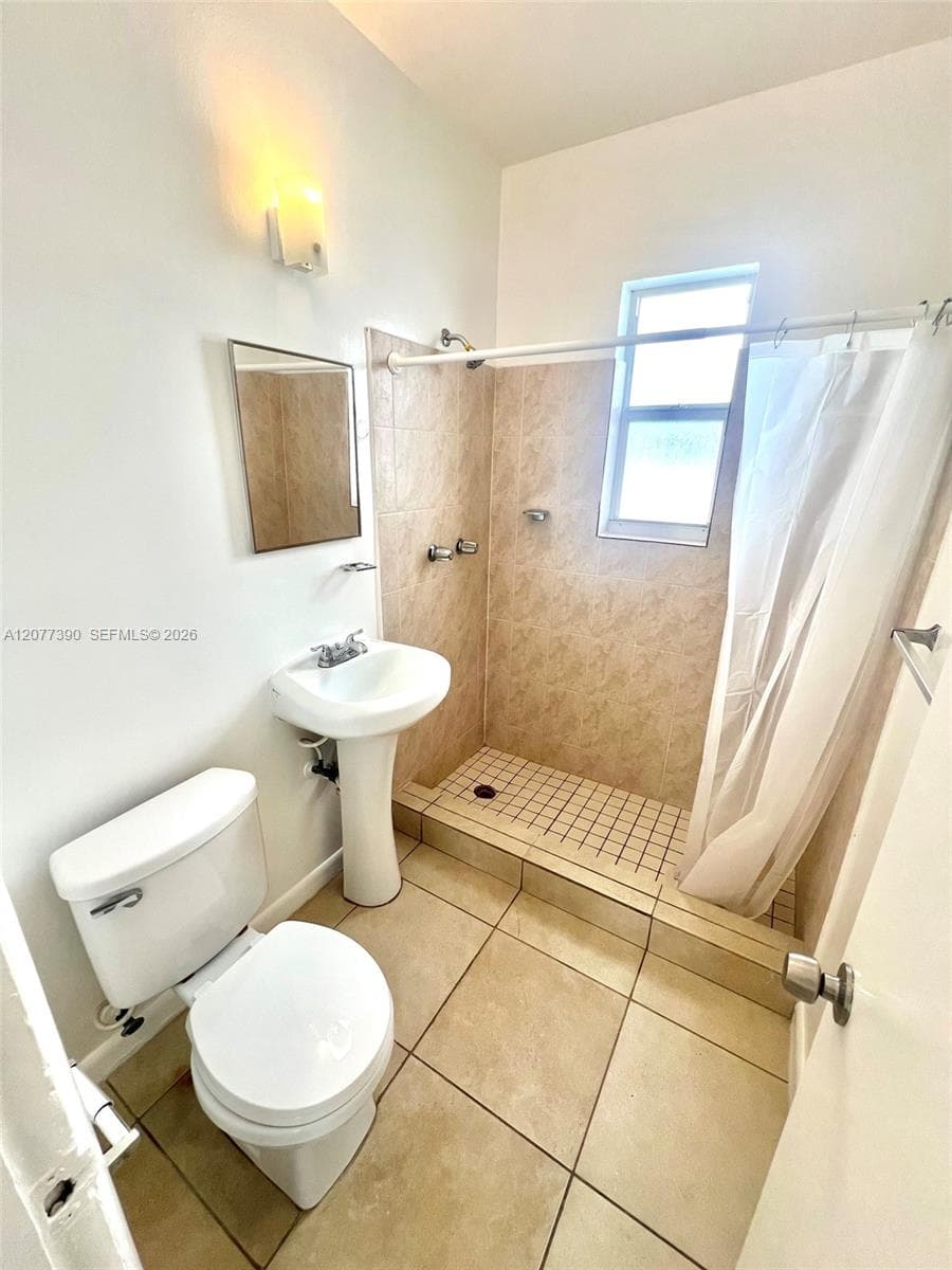 688 NE 85th St # 3B, Miami, FL 33138 photo 5