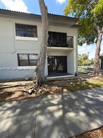 7235 NW 179th St # 101, Hialeah, FL 33015 photo 4