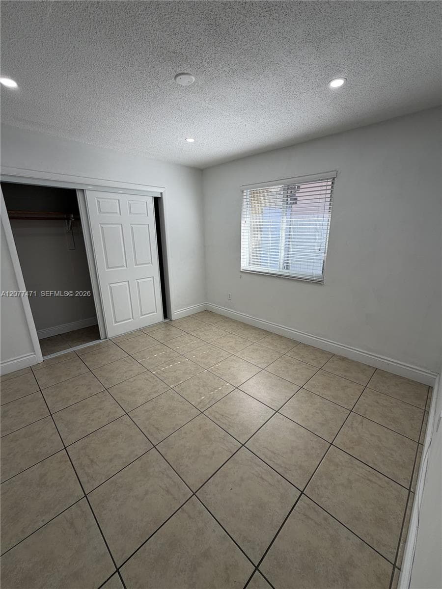 8867 SW 25th St # 8867, Miami, FL 33165 photo 4