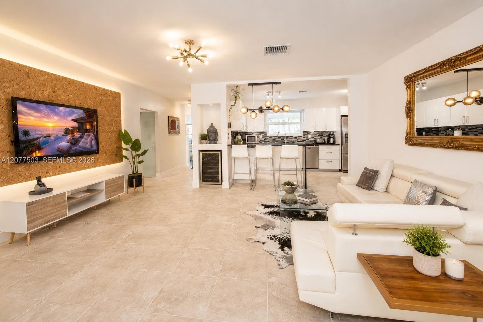 909 N 13th Ct, Hollywood, FL 33019 photo 3