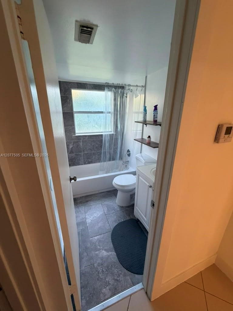 10230 Twin Lakes Dr # 16-C, Coral Springs, FL 33071 photo 5