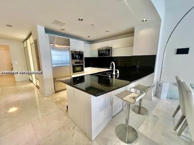 17121 Collins Ave # 1007, Sunny Isles Beach, FL 33160 photo 3