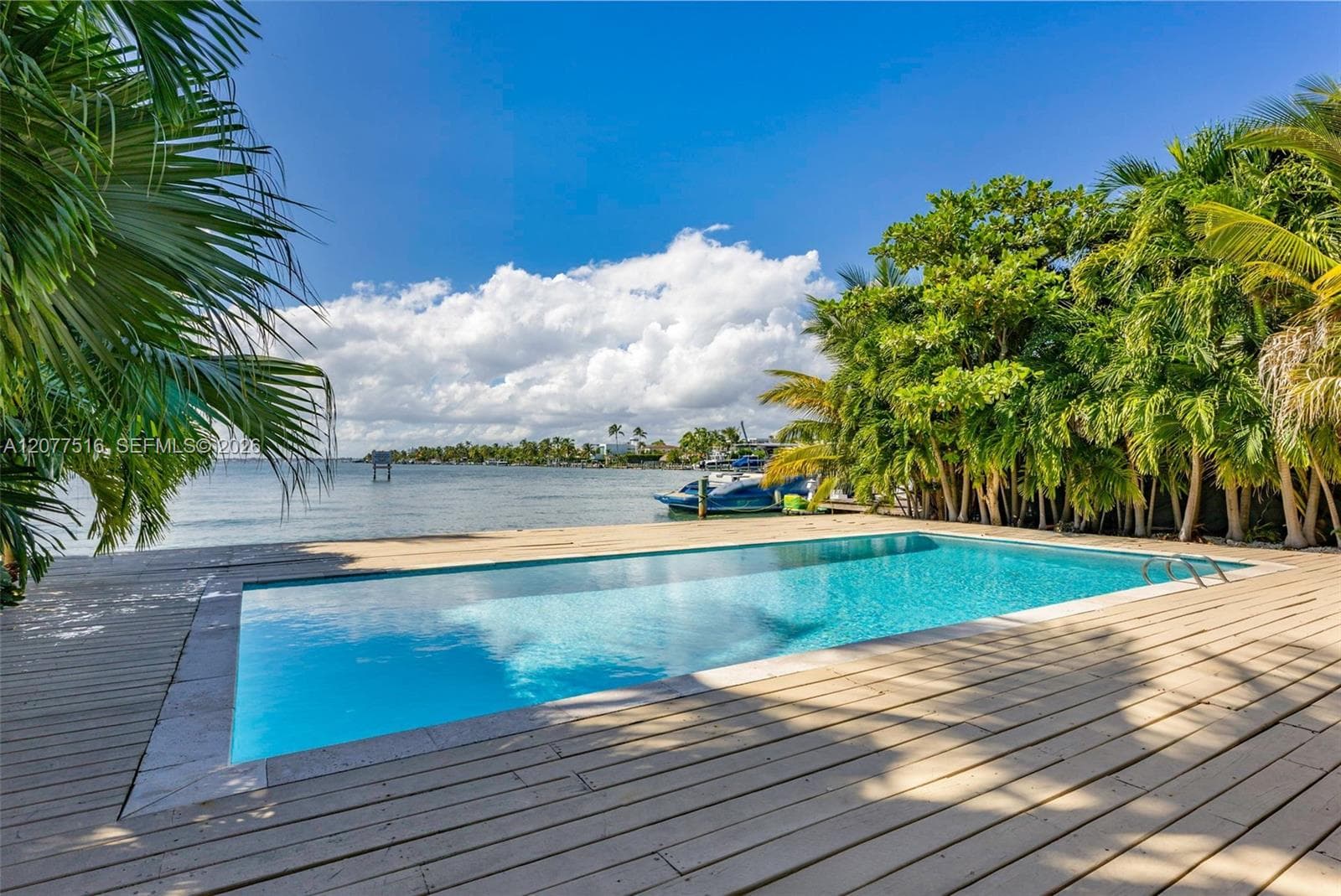 8220 Hawthorne Ave, Miami Beach, FL 33141 photo 2