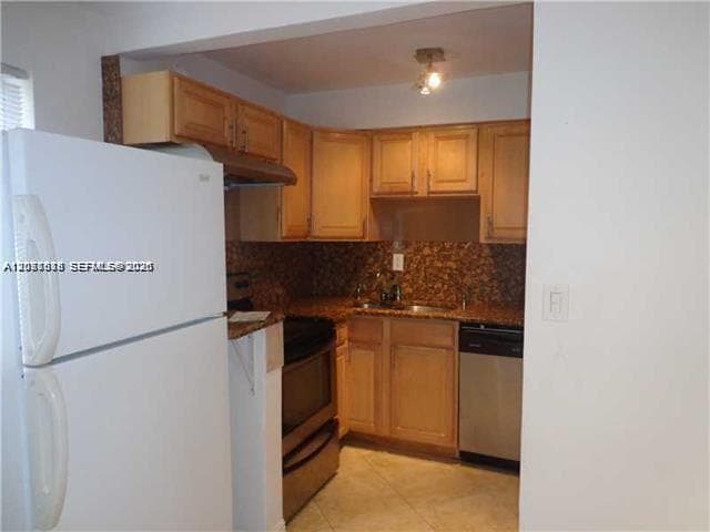 16851 NE 21st Ave # 7, North Miami Beach, FL 33162 photo 3