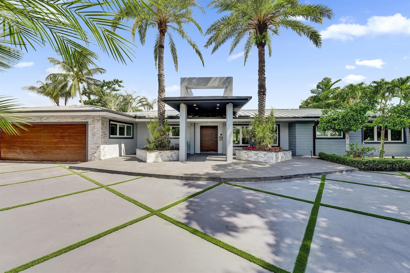 2601 NE 29TH Street, Fort Lauderdale, FL 33306