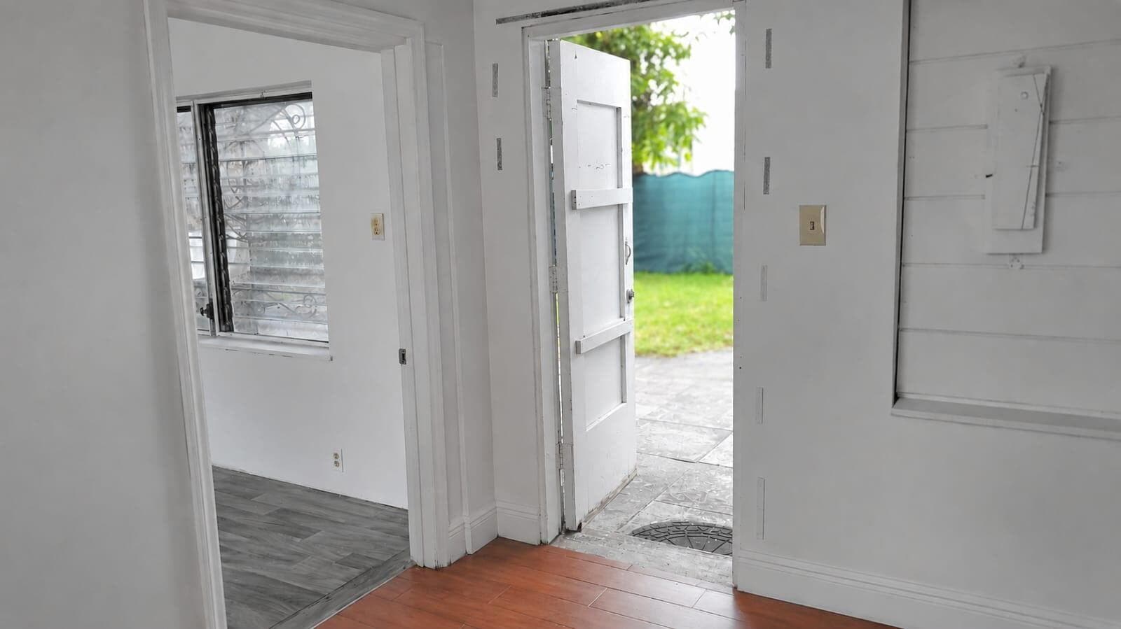 1735 JACKSON Street # REAR, Hollywood, FL 33020 photo 5