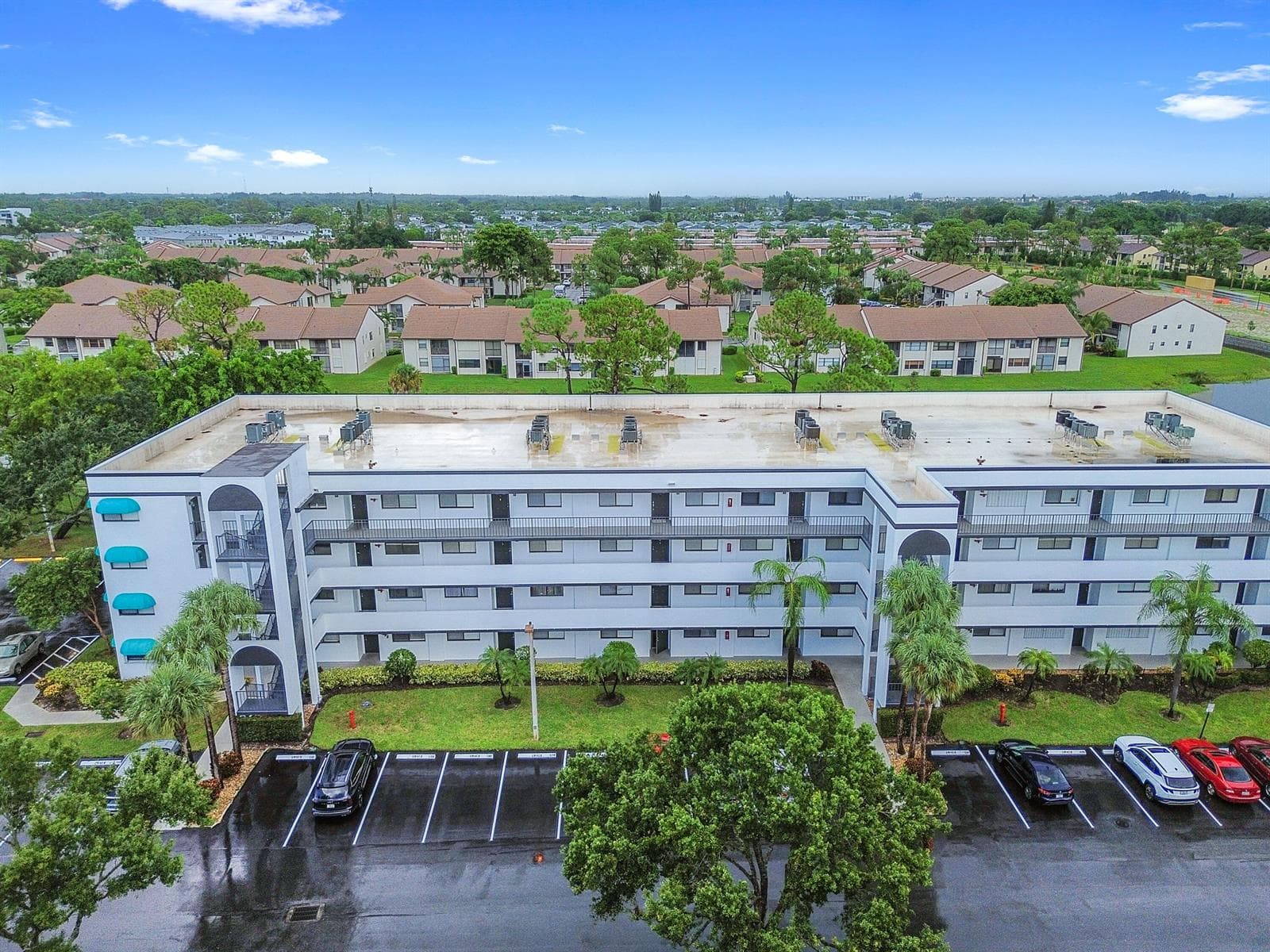 4725 LUCERNE LAKES Boulevard E # 202, Lake Worth, FL 33467