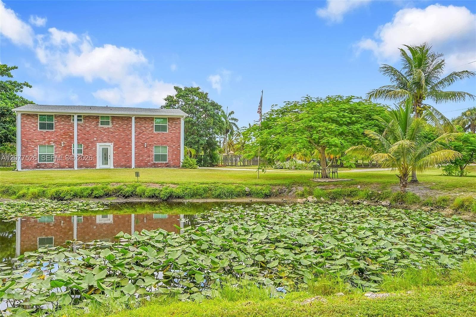 1201 Old Hiatus Rd, Plantation, FL 33323