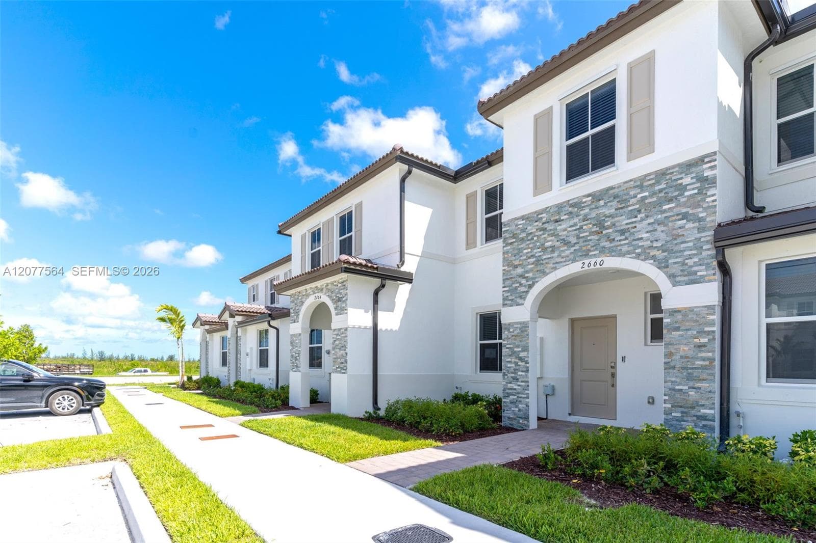 2660 SE 28th St, Homestead, FL 33035 photo 2