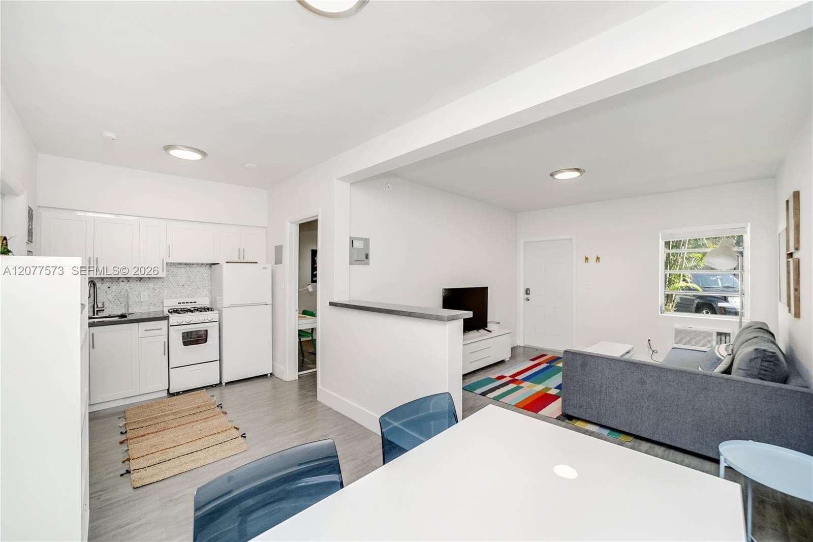 770 NE 123rd St # 24, North Miami, FL 33161 photo 3