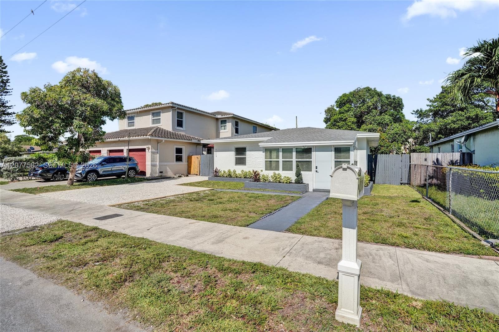 1115 NW 1st Ave, Fort Lauderdale, FL 33311 photo 2