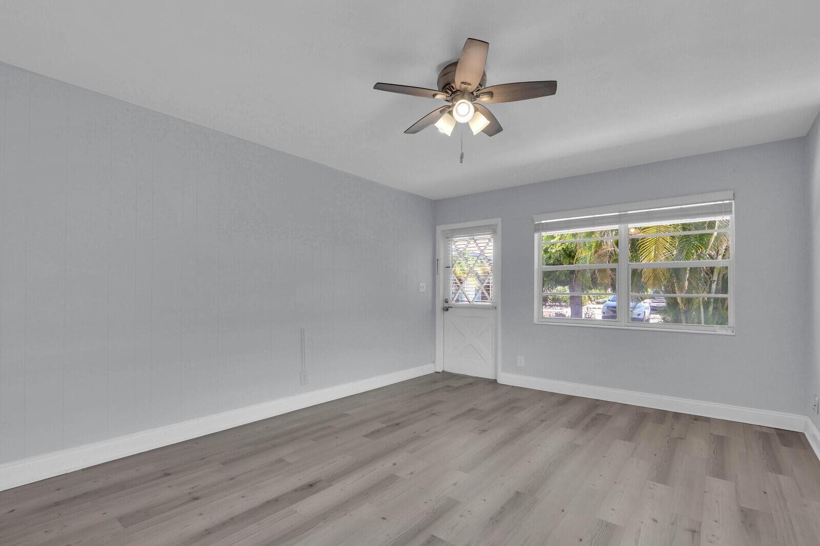112 SANDAL Lane # 4, Palm Beach Shores, FL 33404 photo 5