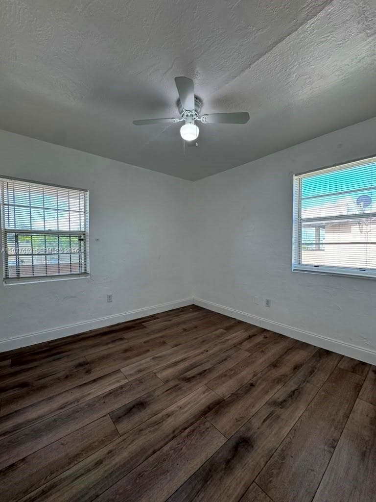 3227 NW 48th St # 3227, Miami, FL 33142 photo 3