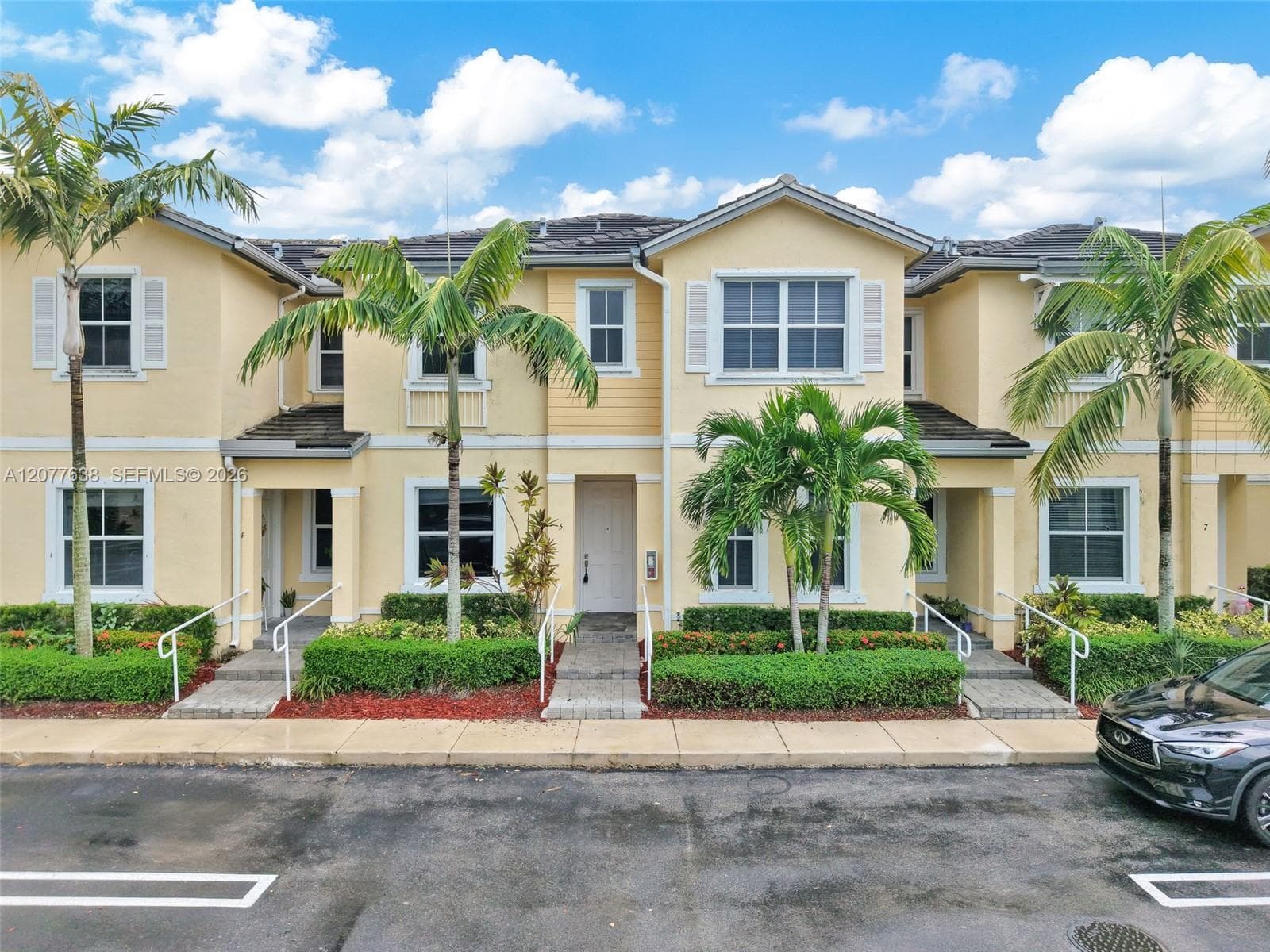 134 SE 28th Ter # 5, Homestead, FL 33033 photo 2