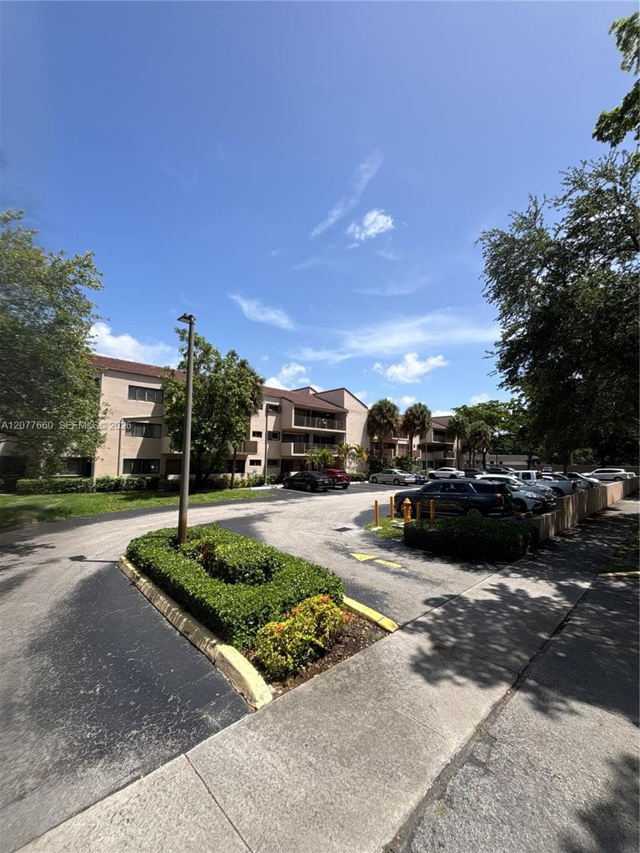 6305 Gage Pl # 309A, Miami Lakes, FL 33014 photo 3