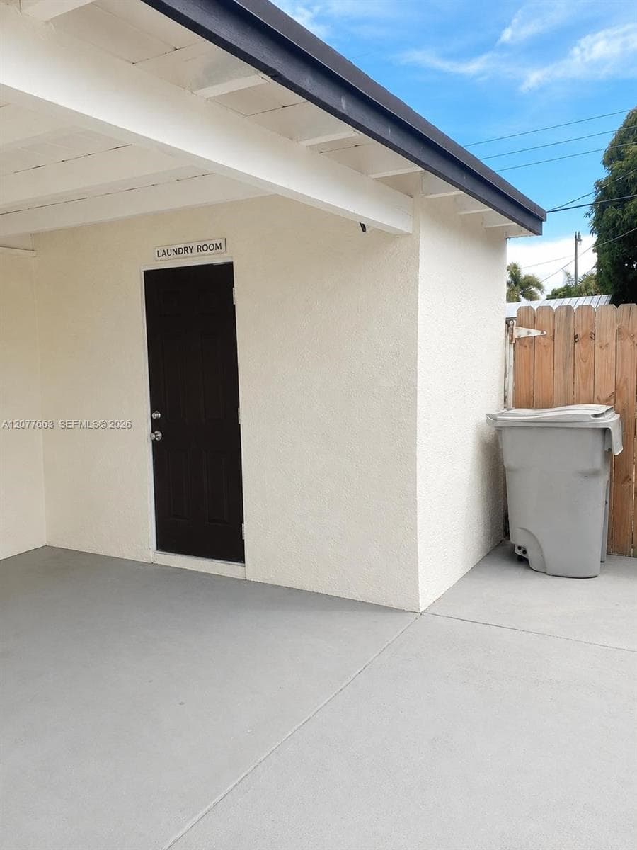 632 NW 19th St # 0, Pompano Beach, FL 33060 photo 2