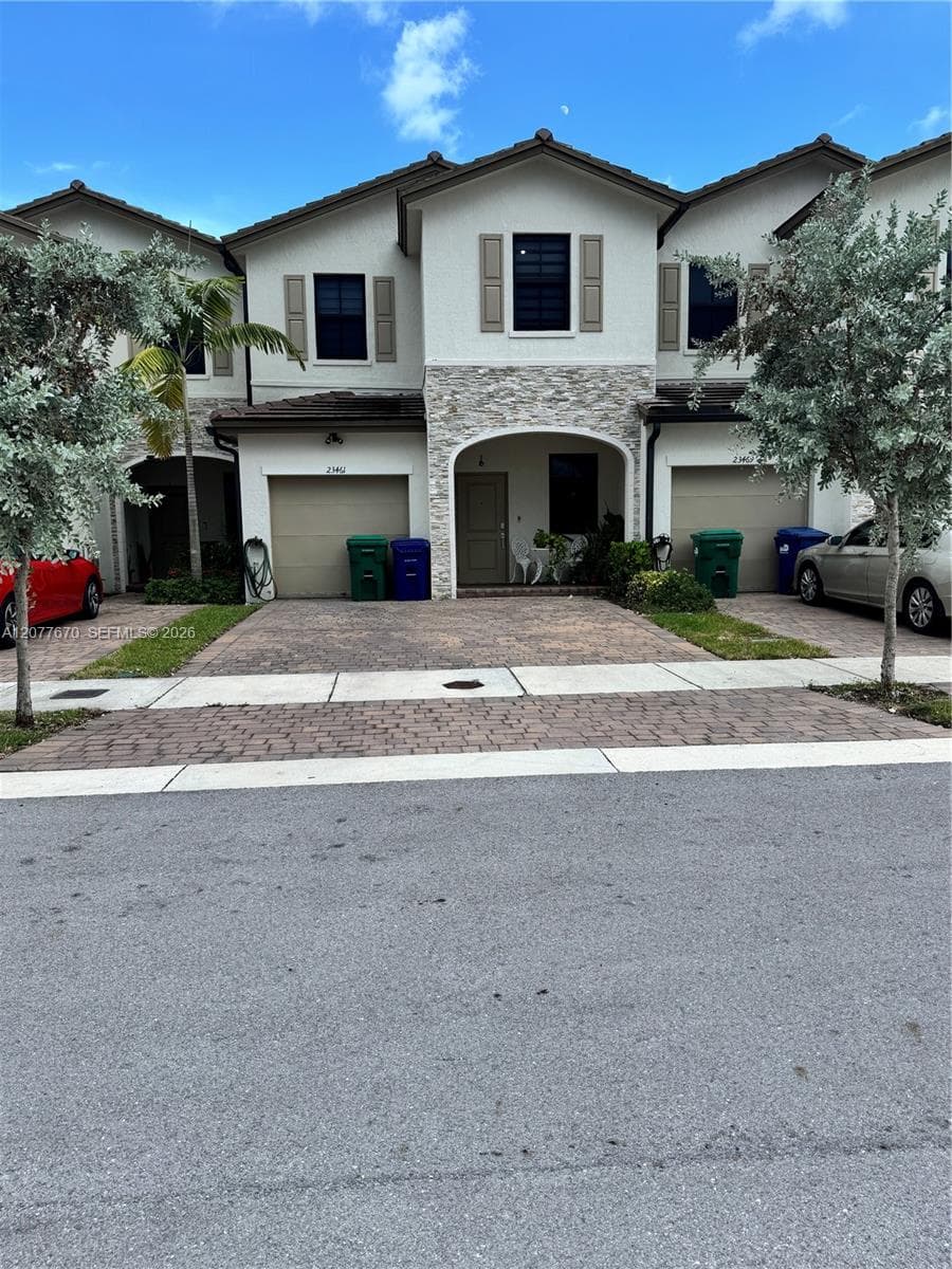 23461 SW 129th Pl, Homestead, FL 33032