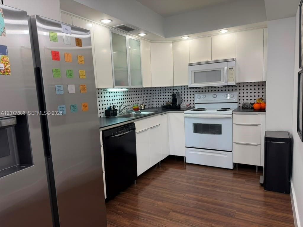 3375 N Country Club Dr # 607, Aventura, FL 33180 photo 3