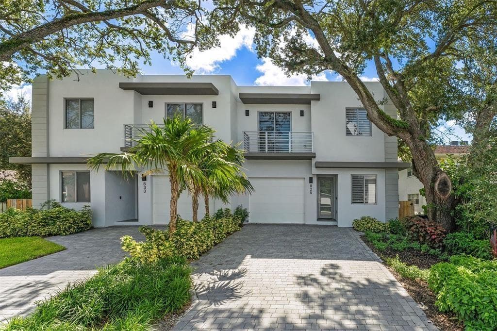 828 SW 30TH Street, Fort Lauderdale, FL 33315