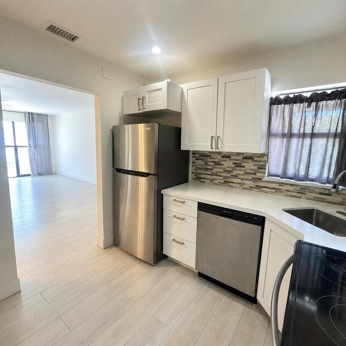 2540 N CARAMBOLA Circle N # 1831, Coconut Creek, FL 33066 photo 3
