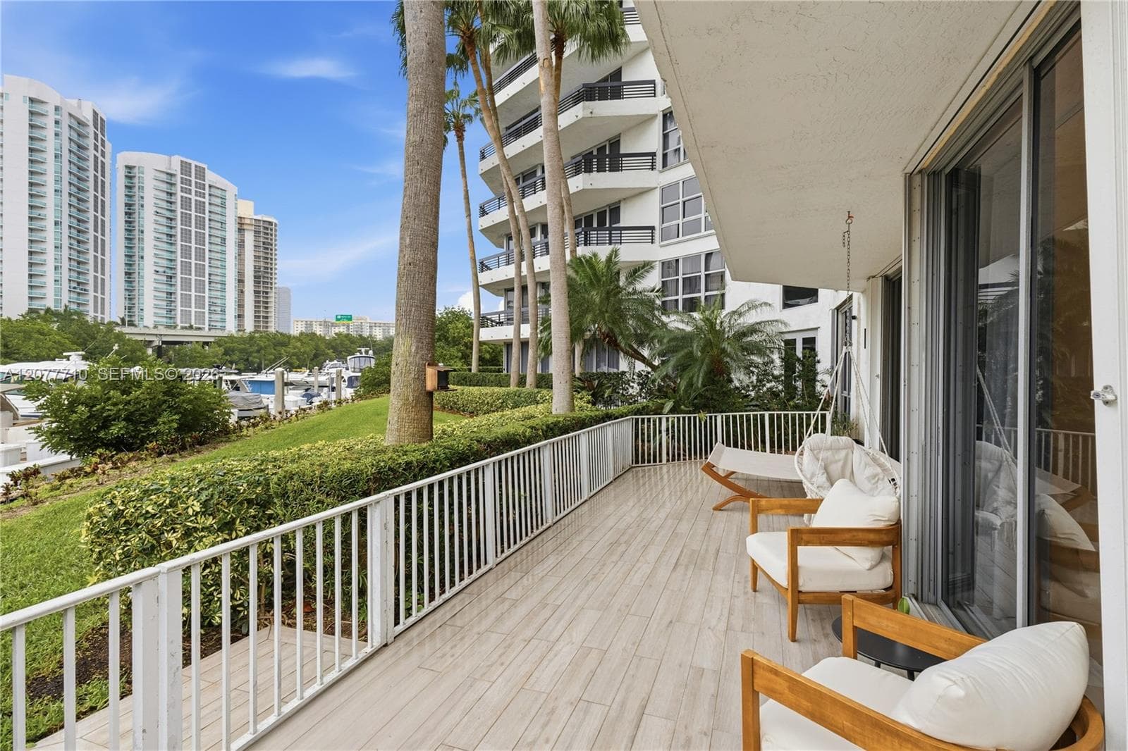 3500 Mystic Pointe Dr # 104, Aventura, FL 33180 photo 5