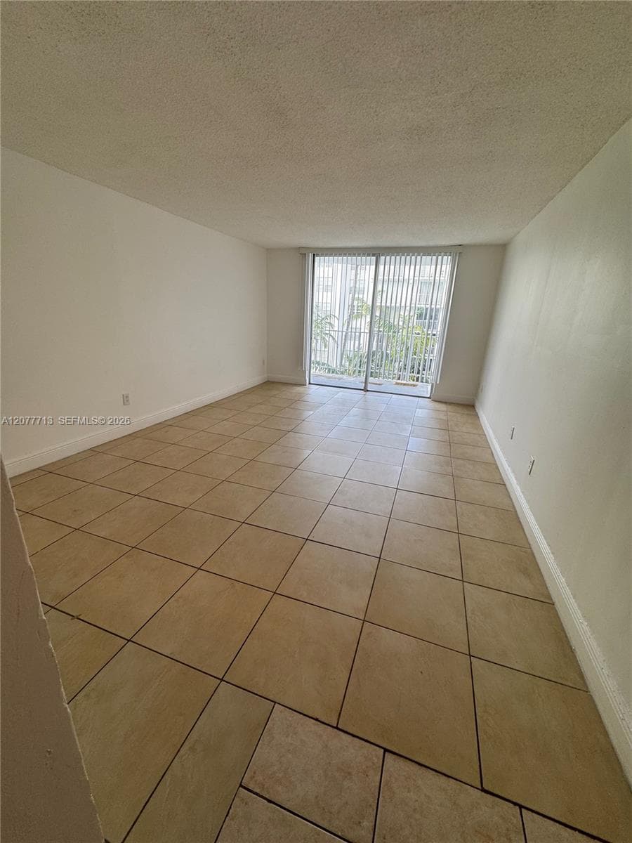 488 NW 165th St Rd # B-412, Miami, FL 33169 photo 5