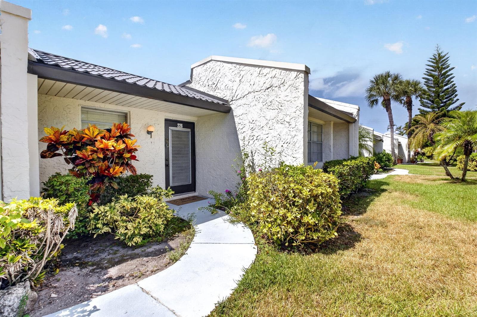 226 LAKE CONSTANCE Drive # 226, West Palm Beach, FL 33411
