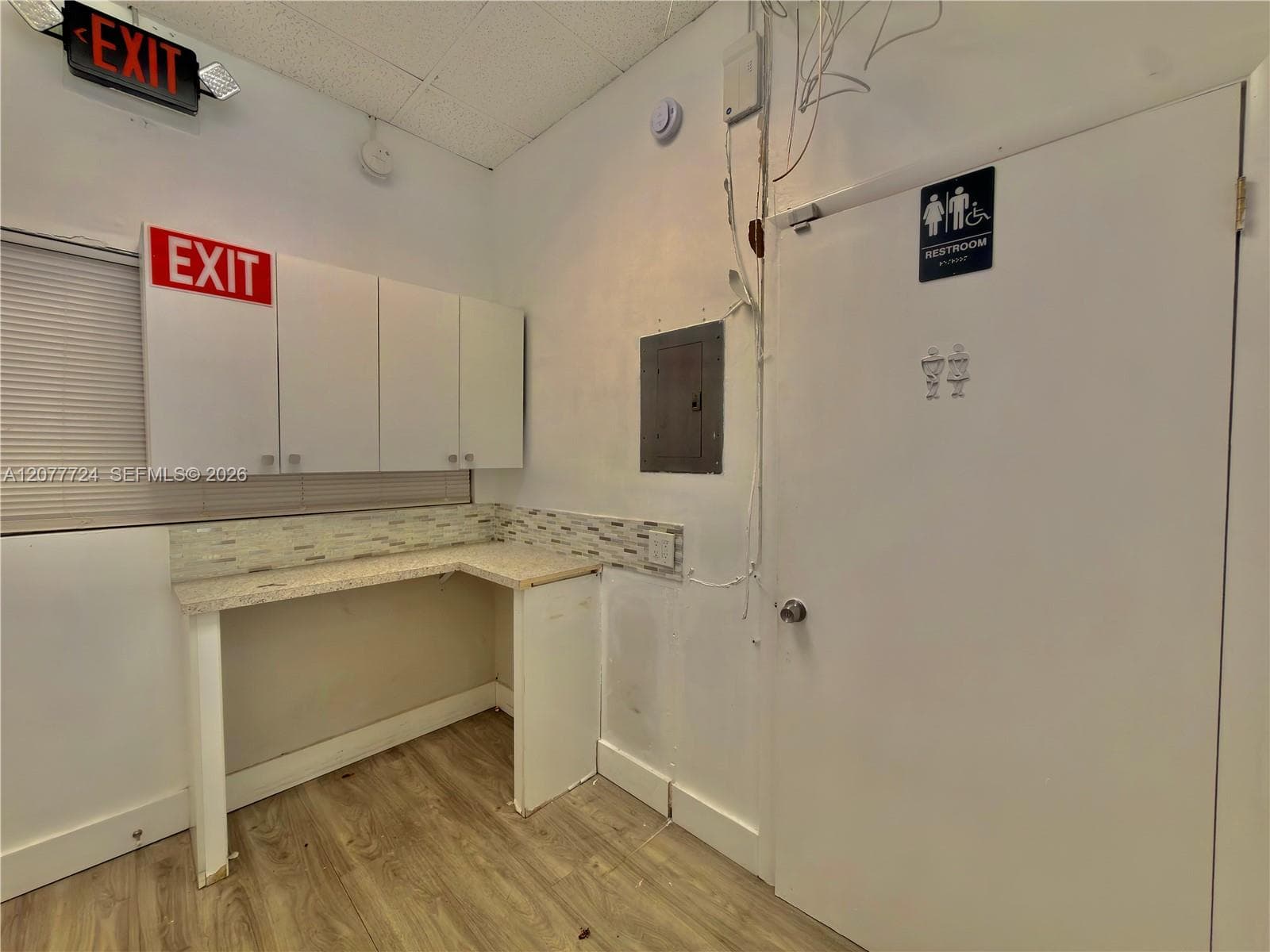 5323 SW 8th ST, Coral Gables, FL 33134 photo 4