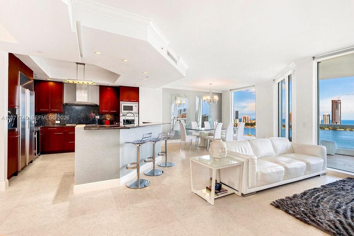 6000 Island Blvd # 2204, Aventura, FL 33160 photo 3