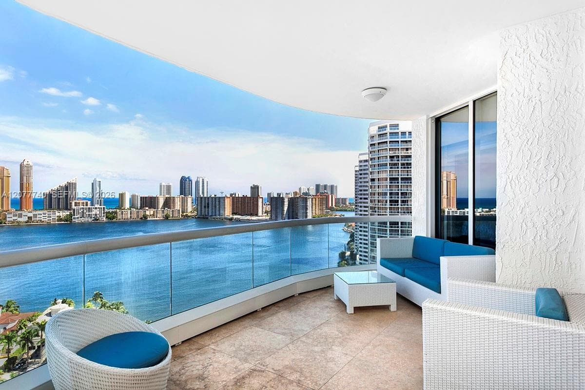 6000 Island Blvd # 2204, Aventura, FL 33160 photo 5