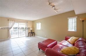 8650 SW 109th Ave # 3-223, Miami, FL 33173