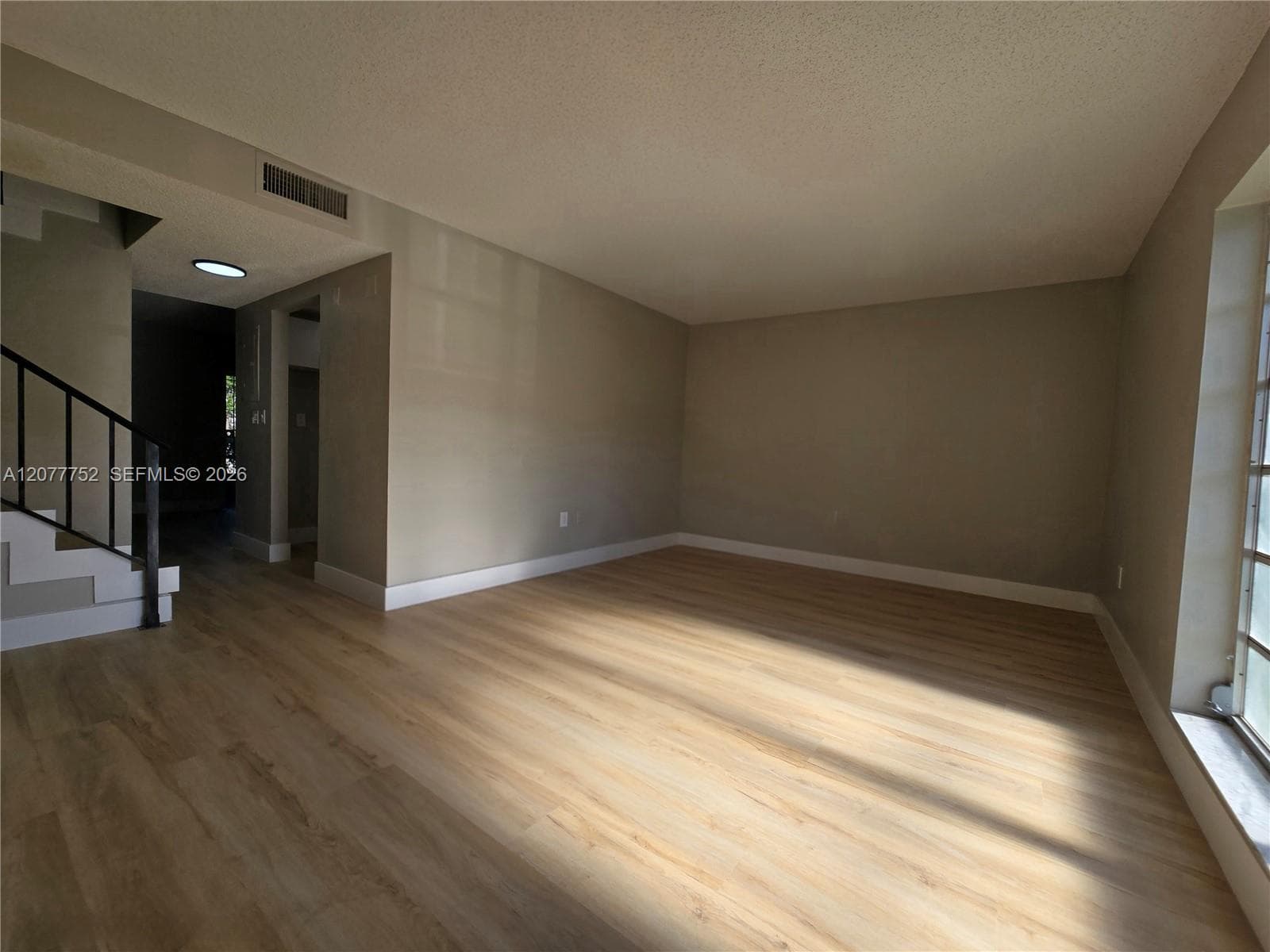 17120 SW 94th Ave # 404, Palmetto Bay, FL 33157 photo 2