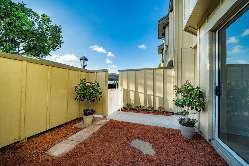 6207 Riverwalk Lane # 5, Jupiter, FL 33458 photo 2